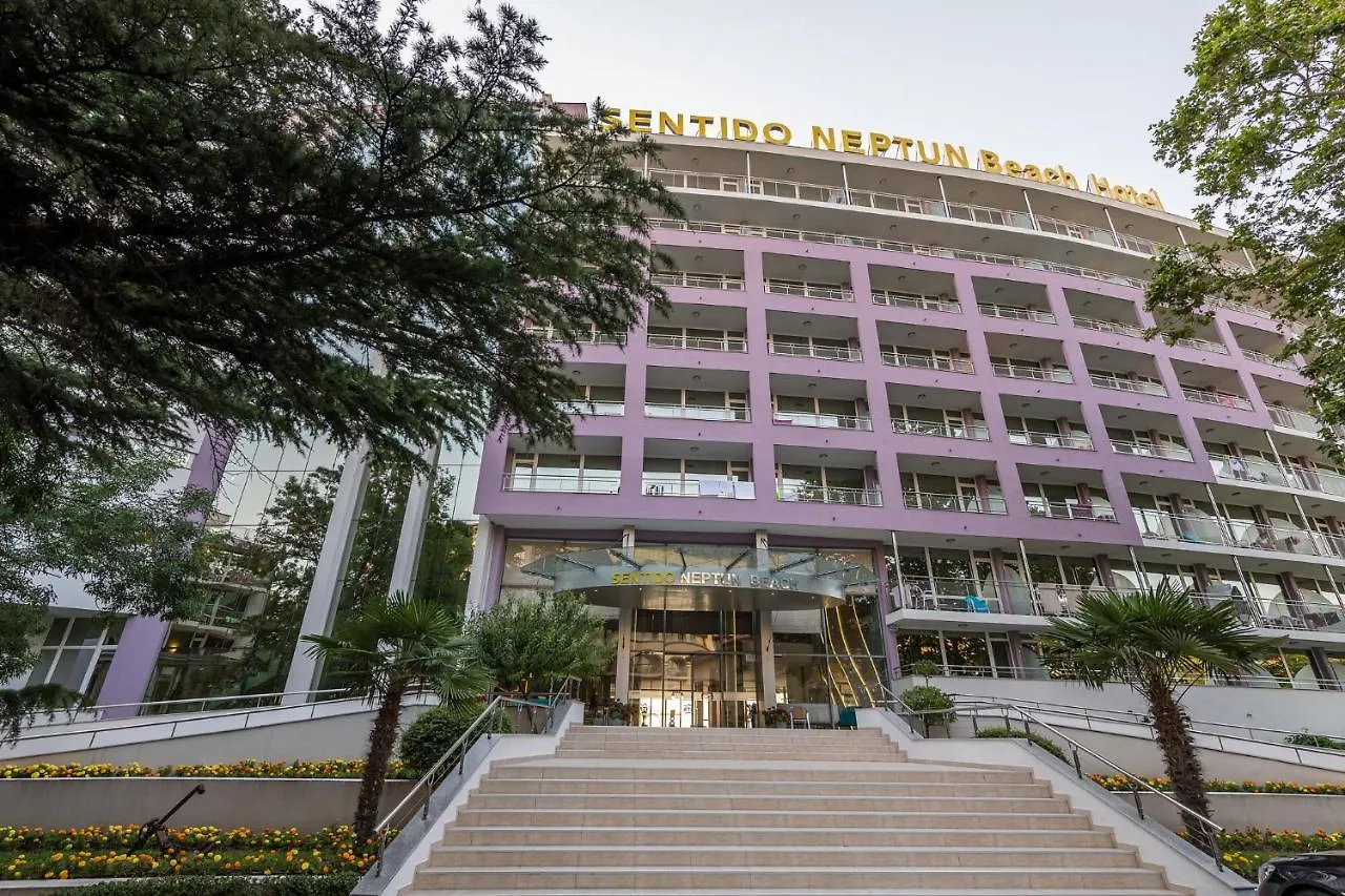 فندق Neptun Beach ساني بيتش