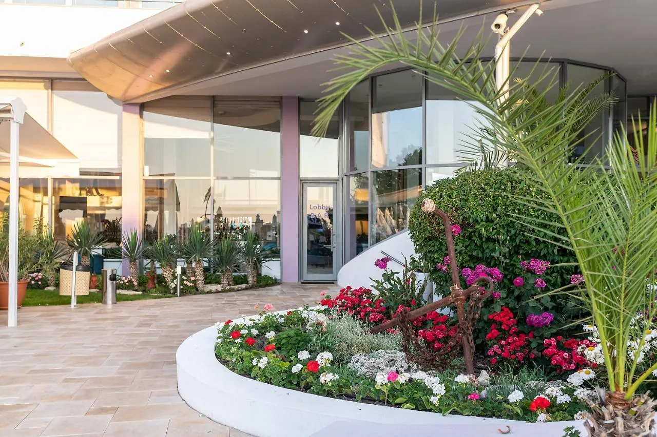 Hotel Neptun Beach Sunny Beach 4*,  Bulgaristan